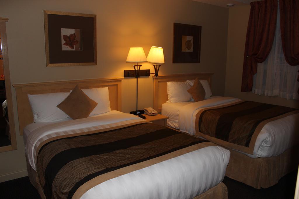 Clearwater Hotel Ltd Fort Mcmurray Exterior foto